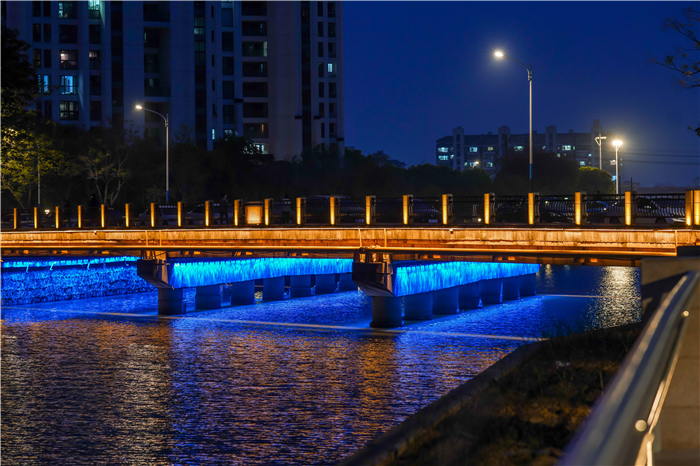 来南运河滨水慢道打卡灯